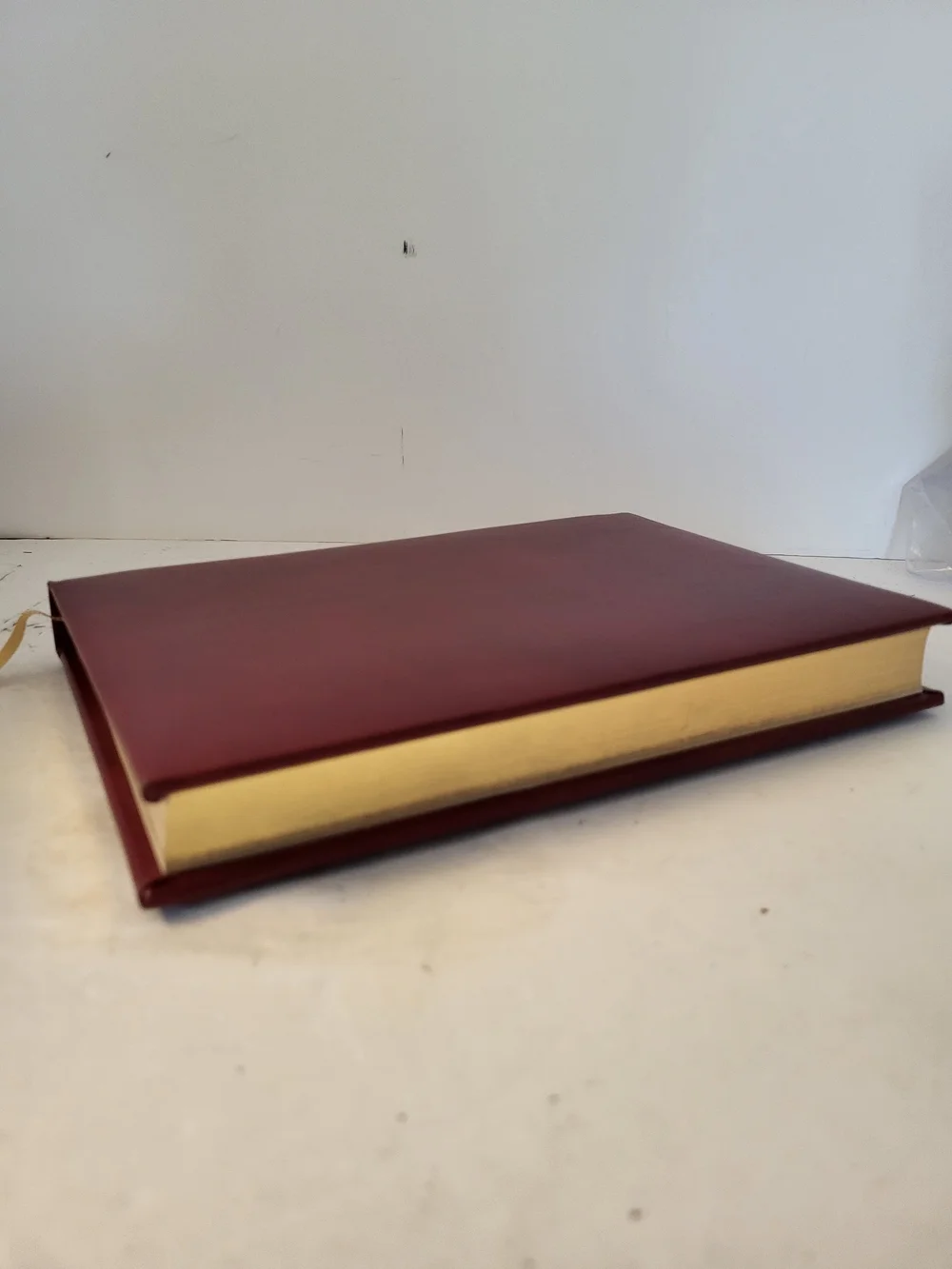 Barbour Burgundy Daily Devotional Journal - A Treasury of Wisdom